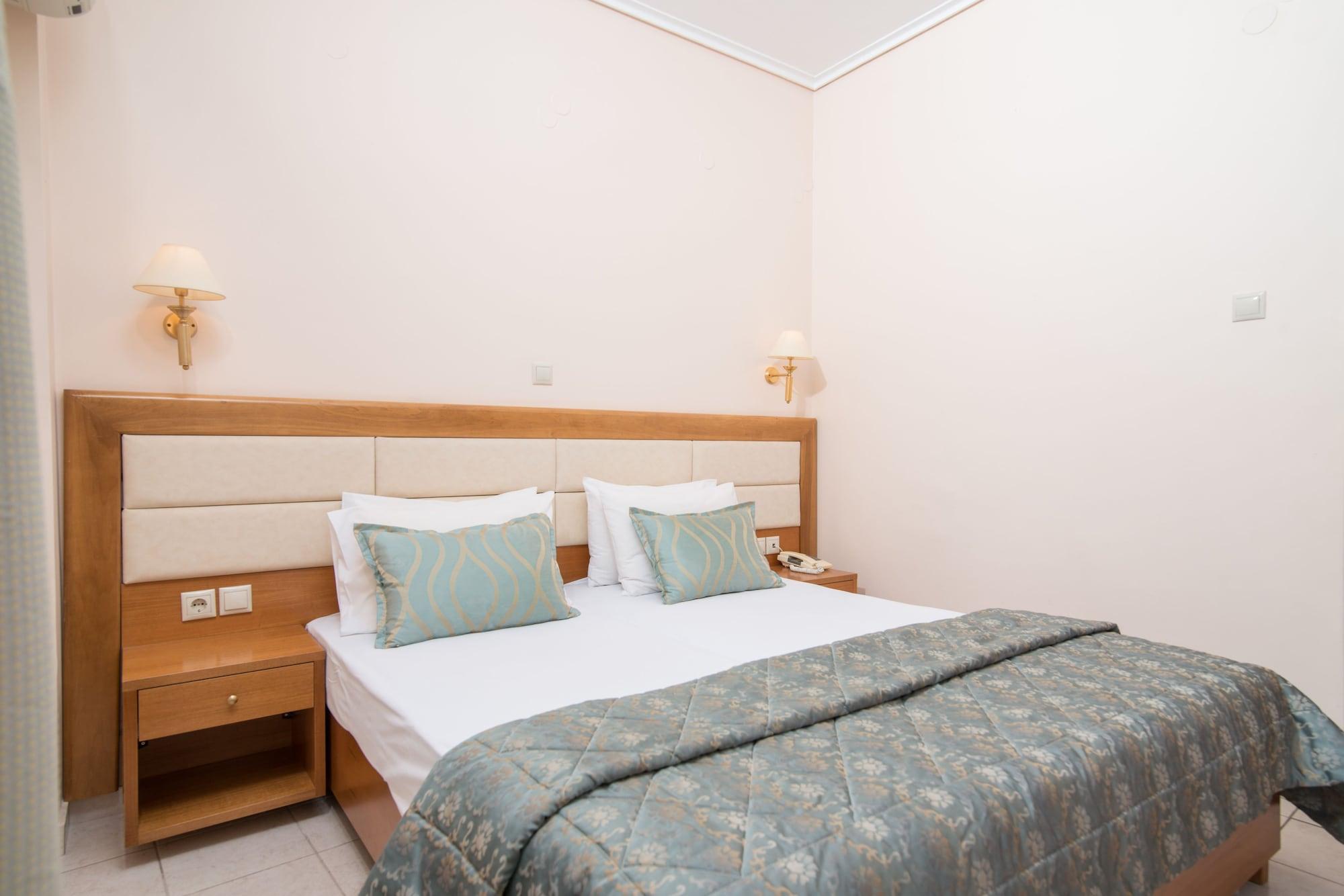 Kateríni Regina Mare Hotel מראה חיצוני תמונה