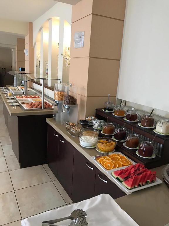 Kateríni Regina Mare Hotel מראה חיצוני תמונה