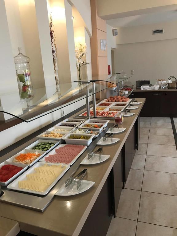 Kateríni Regina Mare Hotel מראה חיצוני תמונה