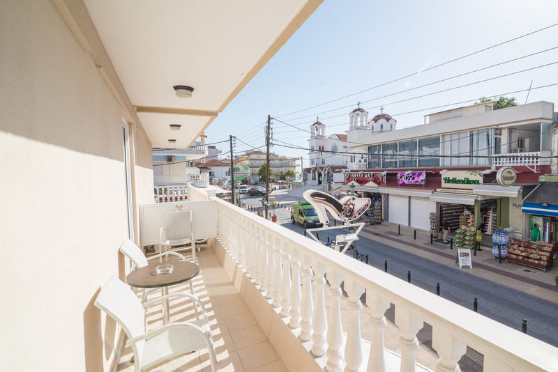 Kateríni Regina Mare Hotel מראה חיצוני תמונה