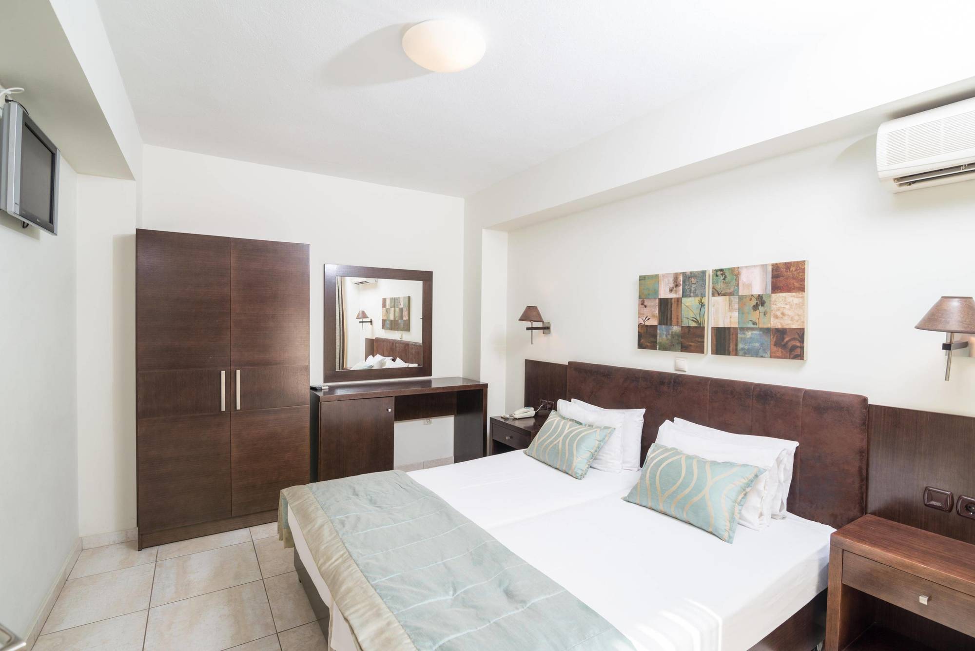 Kateríni Regina Mare Hotel מראה חיצוני תמונה